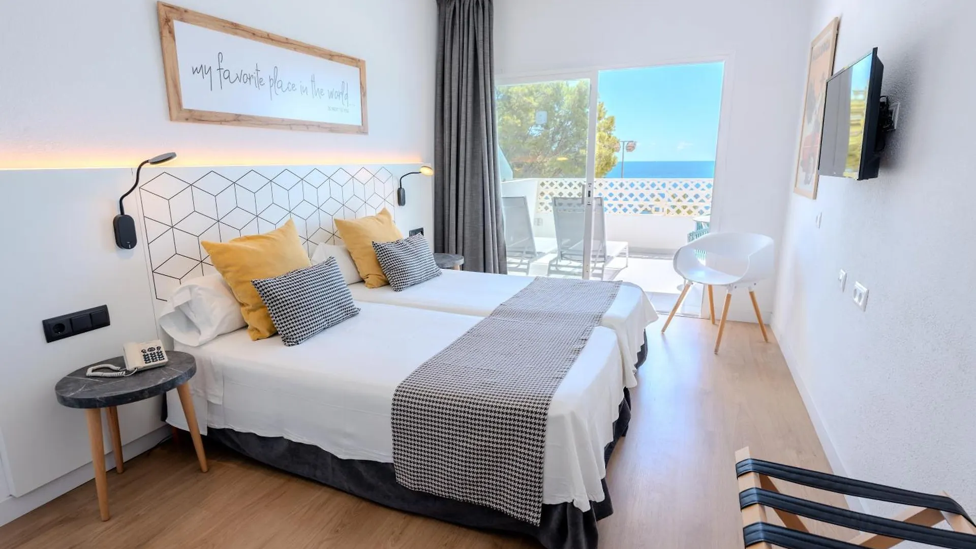 Flamboyan Caribe Hotel & Spa Magaluf  4*, Magaluf (Mallorca)