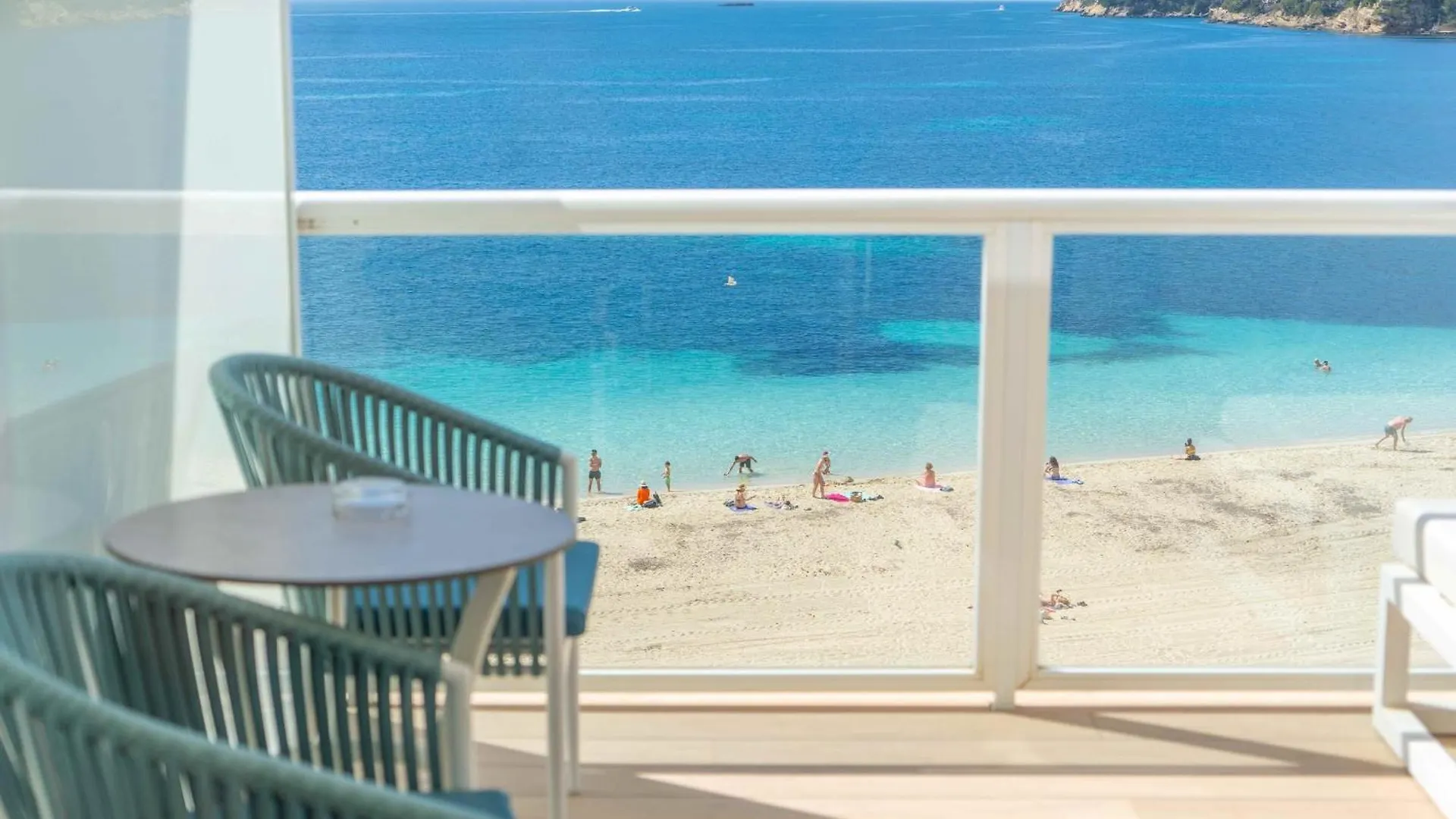 Flamboyan Caribe Hotel & Spa Magaluf  4*, Magaluf (Mallorca) Spain